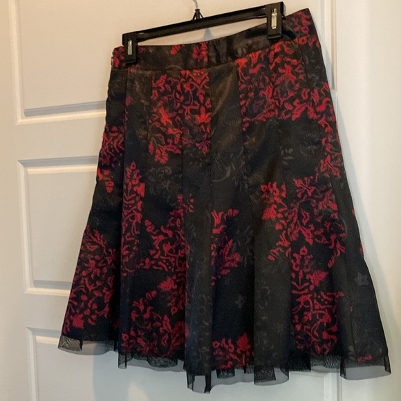 Flared SKIRT - Picture 2 of 4